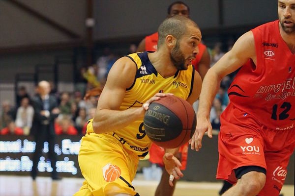 HTV - Bourg-en-Bresse ProB saison 2013-2014 Ludovic Chelle