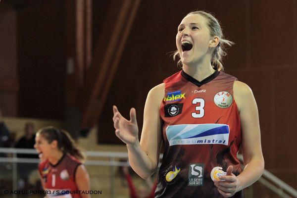 Victoria Smirnova TPM Volley 2014